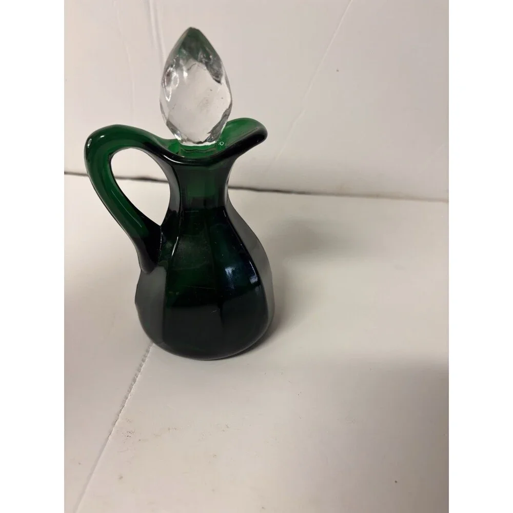 Hand Blown Glass Emerald Green glass Cruet Crystal stopper 5 1/2